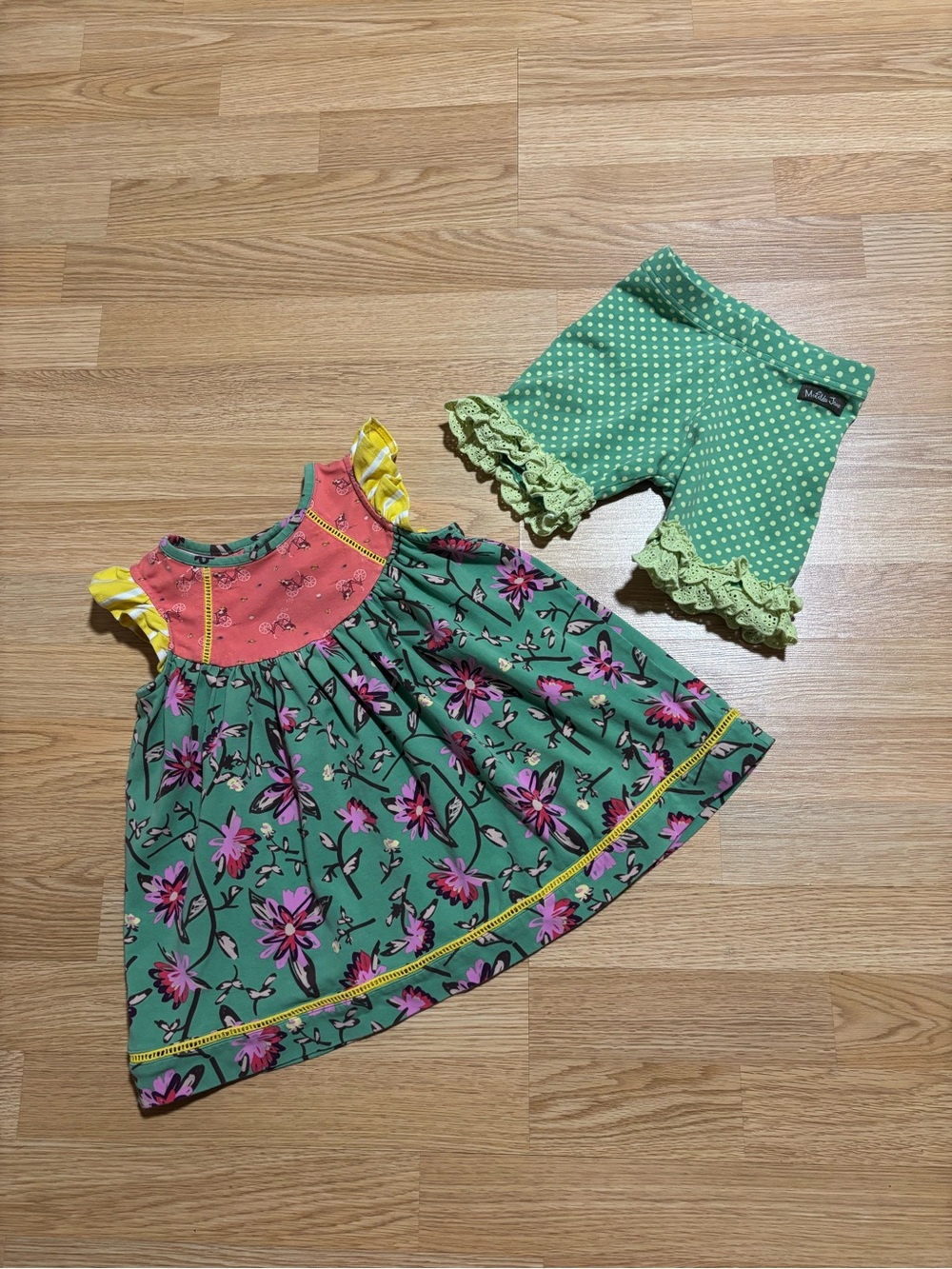 “Matilda Jane” 2pc set size 6 in great used condition